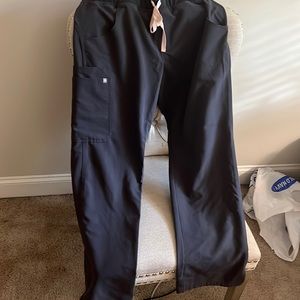 Figs Charcoal Grey Kade Scrub Pants